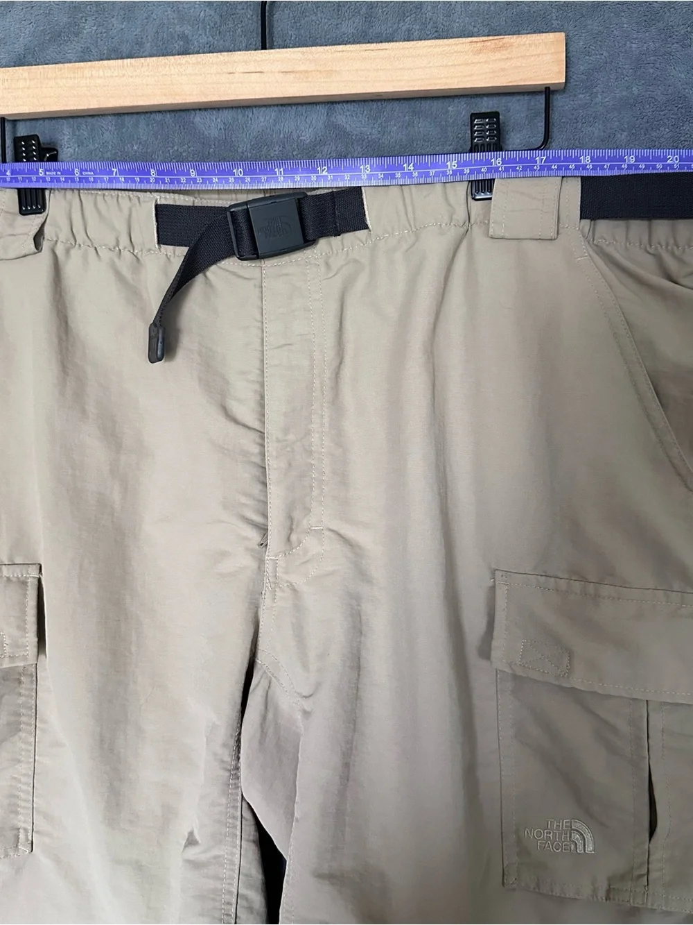 The North Face Paramount Tan Cargo Shorts Built-In Belt XXL 2008 Y2K Nylon